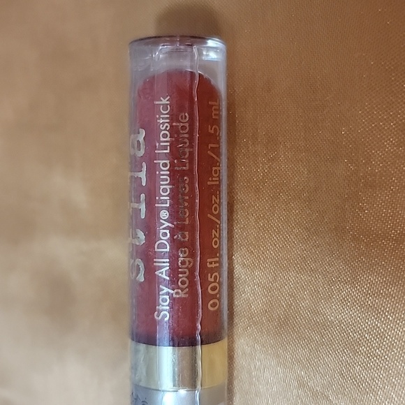 NEW Stila Stay All Day Liquid Lipstick Travel Size BESO - Picture 2 of 3